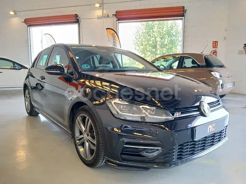 Usado VW Golf VII R-line 150 CV (110 kW) 2017 Negro Familiar