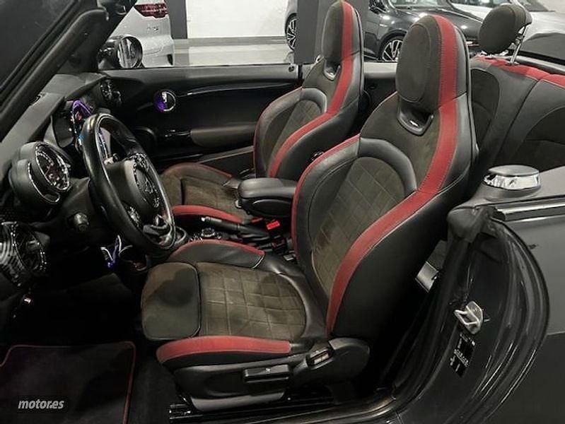 Usado Mini John Cooper Works Cabriolet 231 CV (169 kW) 2019 Gris / plata Descapotable