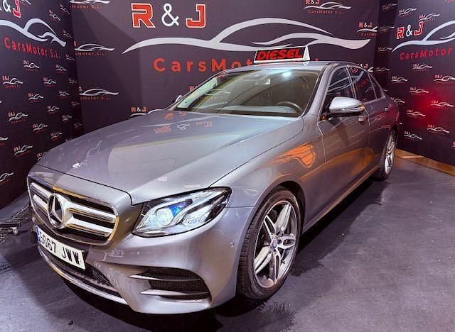 Usado Mercedes E220 194 CV (142 kW) 2017 Gris Berlina