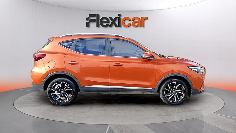 Usado MG ZS Luxury 106 CV (77 kW) 2023 Naranja SUV
