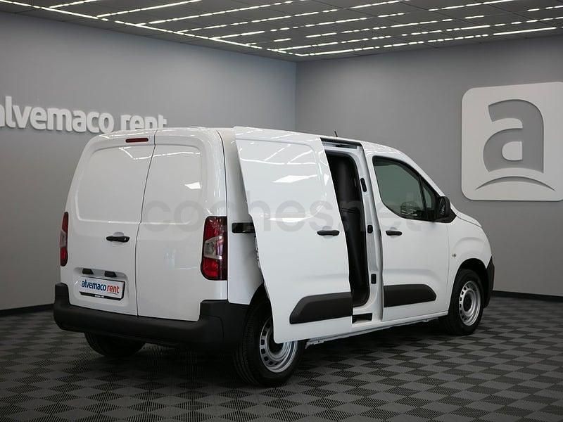 Usado Citroën Berlingo Live 102 CV (75 kW) 2019 Blanco Monovolumen