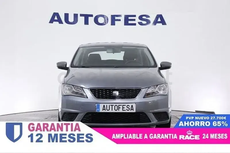 Usado Seat Toledo Style 105 CV (77 kW) 2014 Gris Berlina