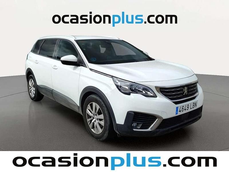 Usado Peugeot 5008 Active 131 CV (96 kW) 2019 Blanco SUV