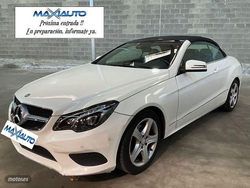 Blanco Usado 2014 Mercedes E220 Descapotable | 22.900 € (Un poco caro) - Imagen 1/4