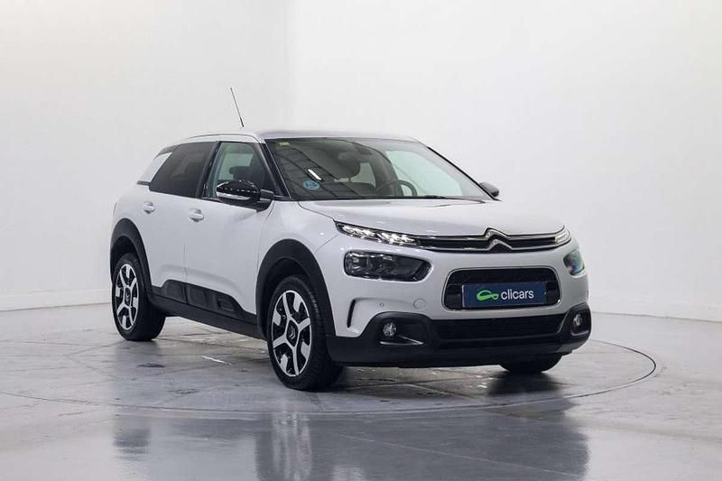 Usado Citroën C4 Cactus PureTech 110 CV (80 kW) 2018 Blanco Utilitario