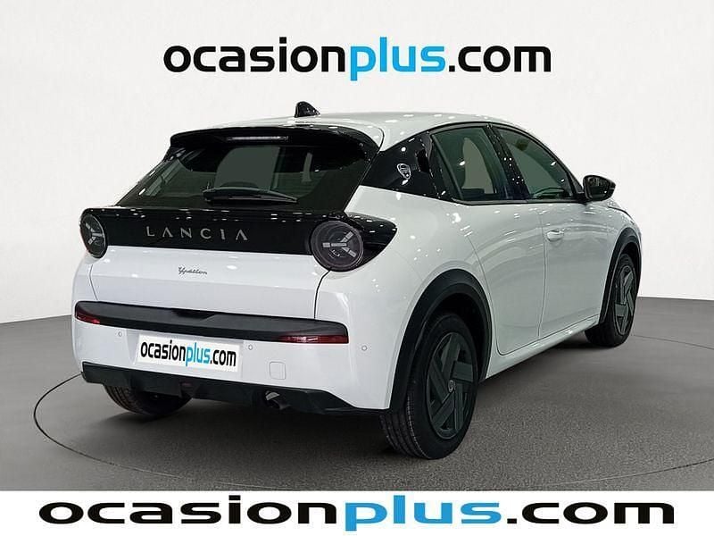 Nuevo Lancia Ypsilon 100 CV (73 kW) 2025 Blanco Utilitario