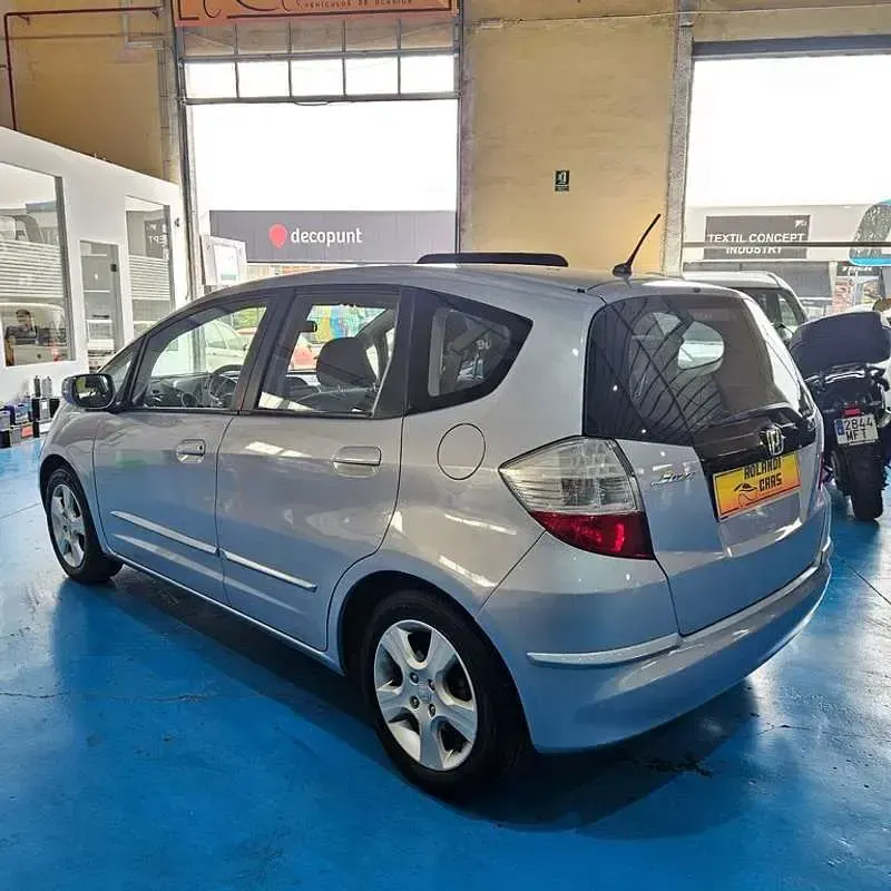 Usado Honda Jazz Executive 99 CV (72 kW) 2009 Azul Utilitario