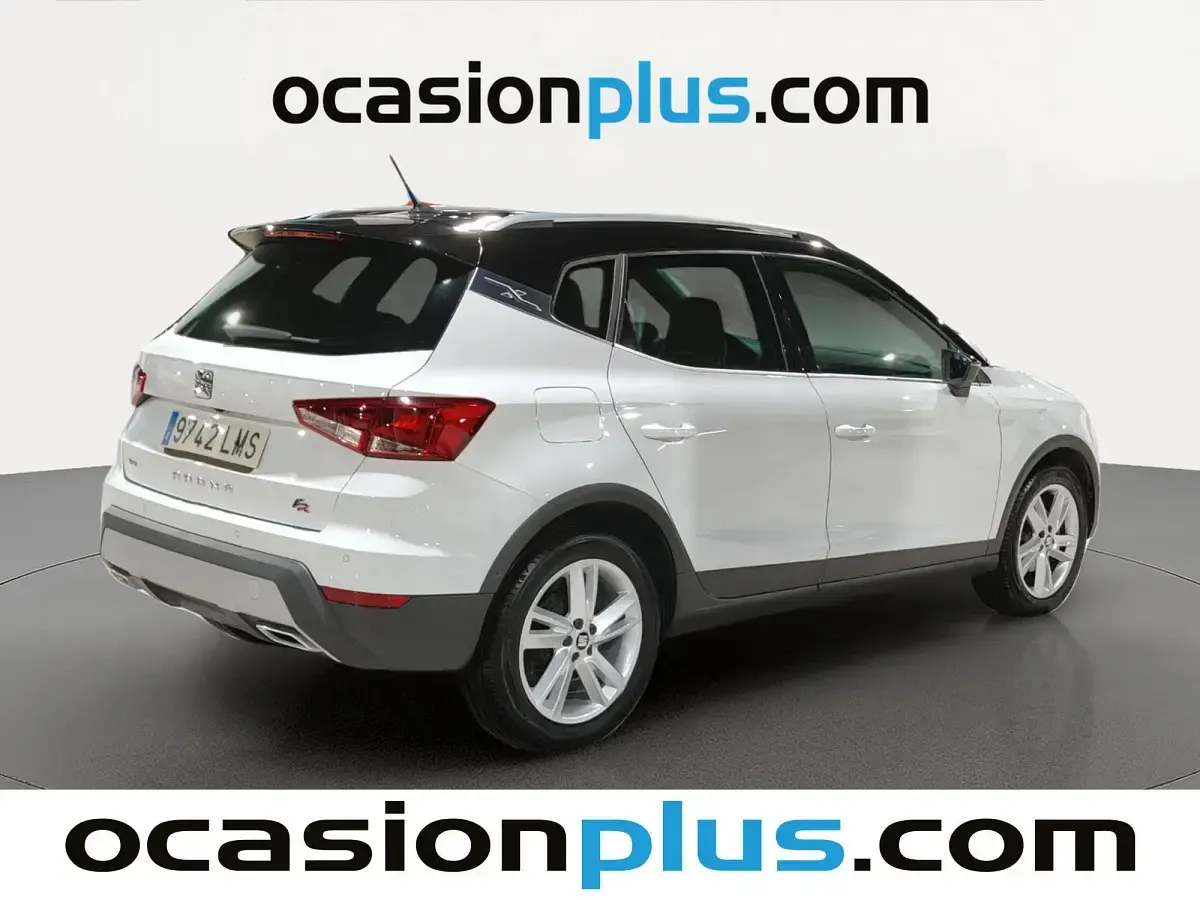 Usado Seat Arona FR 90 CV (66 kW) 2021 Blanco SUV