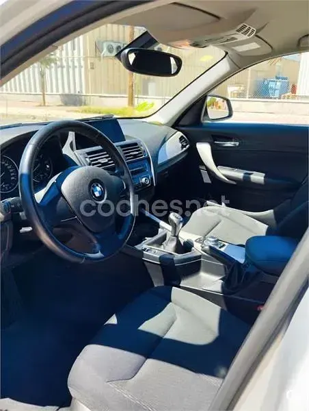 Begagnad BMW 116 116 HK (85 kW) 2016 Grå Halvkombi