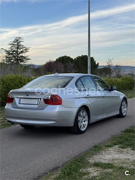 Usado BMW 320 163 CV (119 kW) 2006 Gris / plata Berlina