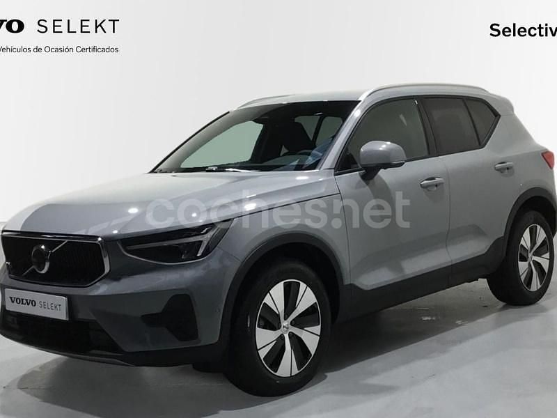 Nuevo Volvo XC40 Core 163 CV (119 kW) 2025 Gris / plata SUV
