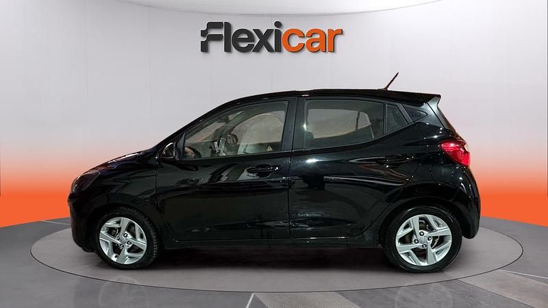 Usado Hyundai i10 67 CV (49 kW) 2022 Negro Utilitario