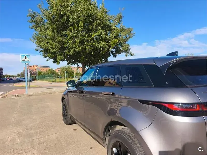 Usado Land Rover Range Rover evoque R-Dynamic 163 CV (119 kW) 2021 Gris / plata SUV