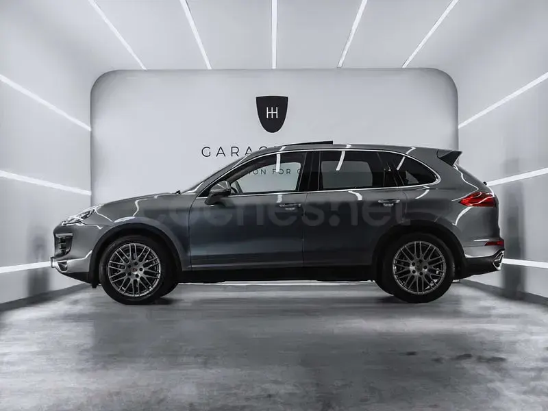 Usado Porsche Cayenne Diesel 262 CV (192 kW) 2016 Gris / plata SUV