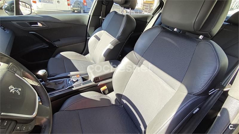 Usado Peugeot 508 Allure 140 CV (102 kW) 2013 Negro Berlina