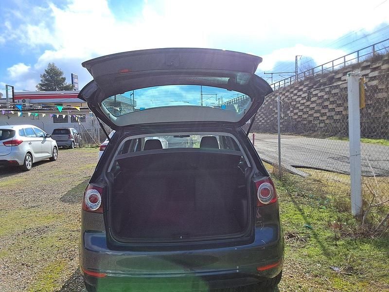 Usado VW Golf Plus Cross 105 CV (77 kW) 2013 Negro Monovolumen