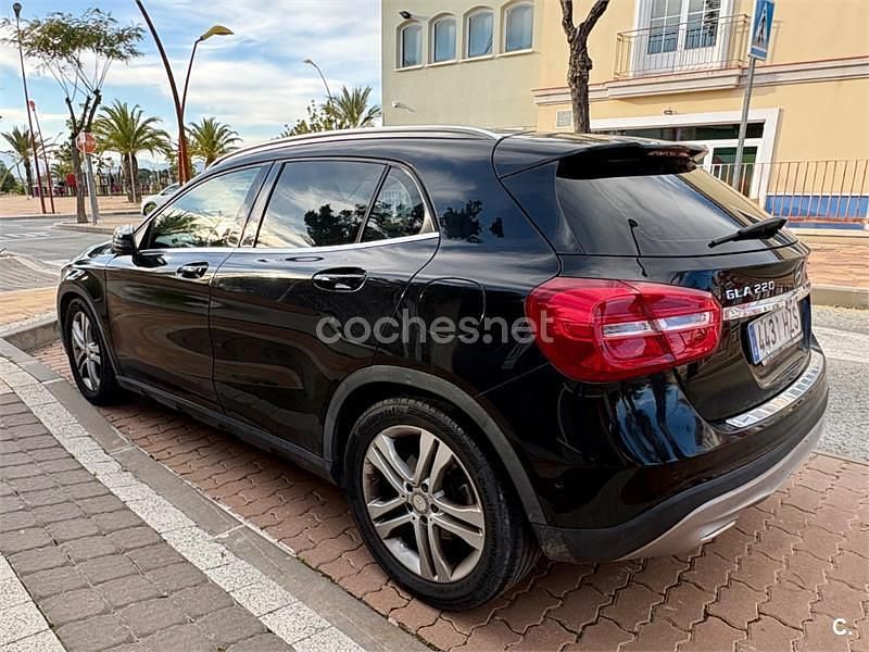 Usado Mercedes GLA220 Urban 170 CV (125 kW) 2014 Negro SUV