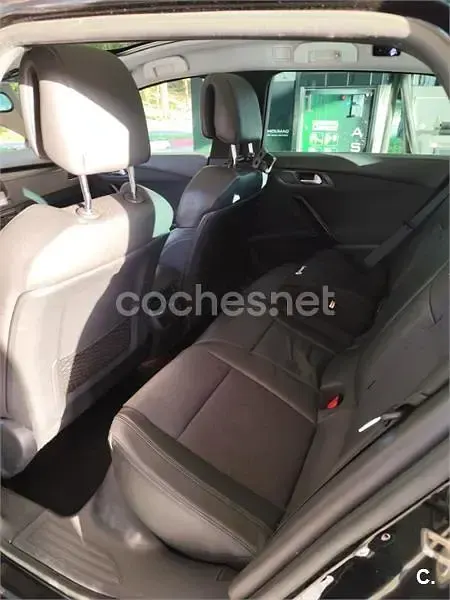 Usado Peugeot 508 SW Allure 140 CV (102 kW) 2014 Negro Familiar