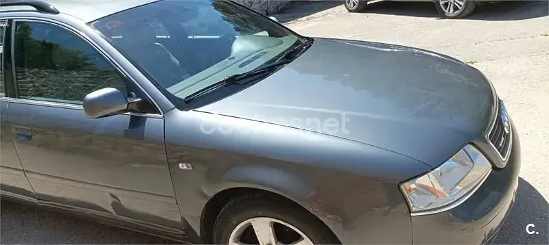 Usado Audi A6 180 CV (132 kW) 2005 Azul Familiar