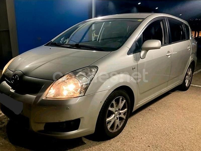 Usado Toyota Corolla Verso Luna 136 CV (100 kW) 2008 Gris / plata Monovolumen