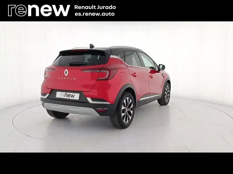 Usado Renault Captur Techno 91 CV (66 kW) 2024 Rojo SUV