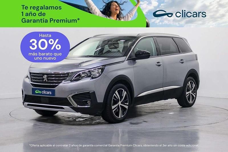 Usado Peugeot 5008 Allure 131 CV (96 kW) 2020 Plateado SUV