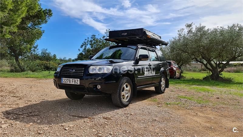 Negro Usado 2006 Subaru Forester SUV | 9500 € - Imagen 1/4