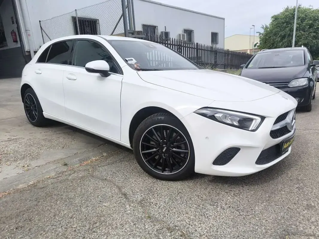Usado Mercedes A250 218 CV (160 kW) 2022 Blanco Utilitario