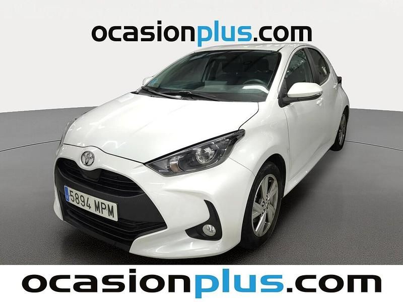 Blanco Usado 2024 Toyota Yaris Active | 16.773 € (Buen precio) - Imagen 1/4