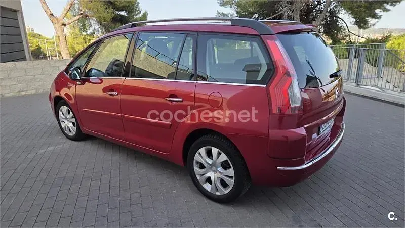 Usado Citroën C4 Picasso 120 CV (88 kW) 2013 Rojo Monovolumen
