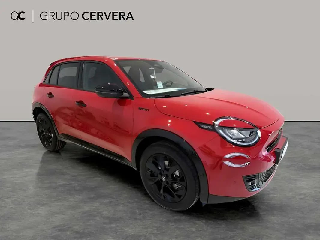Nuevo Fiat 600 Sport 144 CV (105 kW) 2026 Rojo SUV