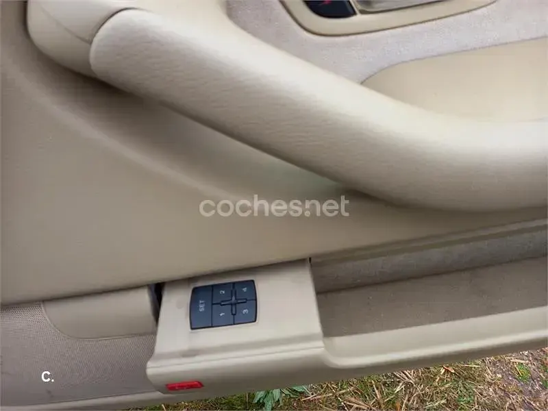 Usado Audi A8 233 CV (171 kW) 2006 Azul Berlina
