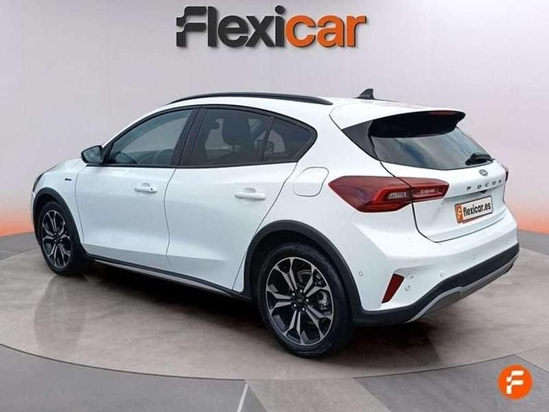 Usado Ford Focus Active 155 CV (114 kW) 2023 Blanco Berlina