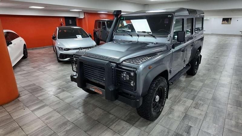 Gris Usado 2012 Land Rover Defender Familiar | 33.990 € (Un poco caro) - Imagen 1/4
