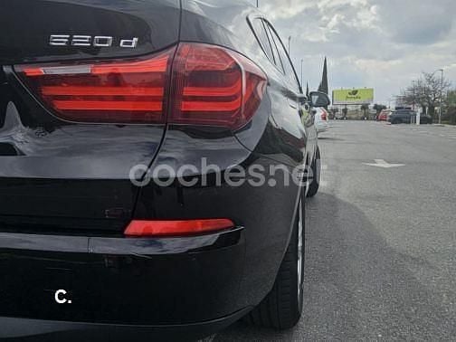 Usado BMW 520 Gran Turismo Efficient Dynamics 184 CV (135 kW) 2016 Negro Berlina