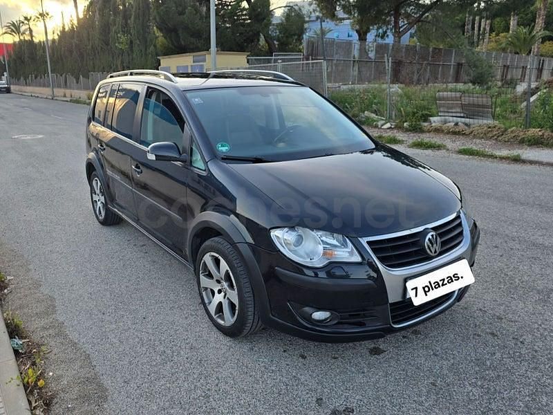 Usado VW Touran Edition 105 CV (77 kW) 2008 Negro Monovolumen