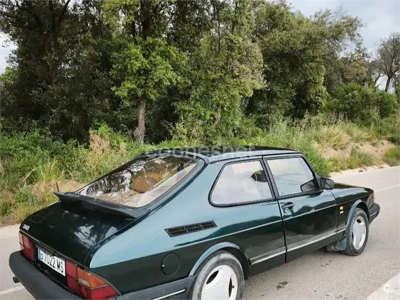 Usado Saab 900 145 CV (106 kW) 1991 Verde Berlina