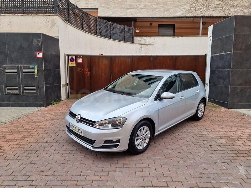 Usado VW Golf VII Edition 105 CV (77 kW) 2015 Gris / plata Berlina
