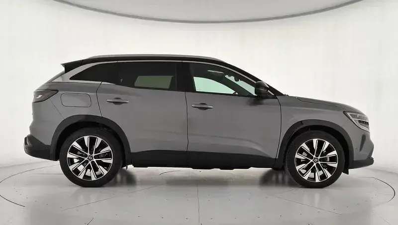 Usado Renault Austral Techno 200 CV (147 kW) 2025 Gris SUV