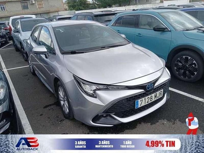 Usado Toyota Corolla Active 140 CV (102 kW) 2023 Gris Utilitario