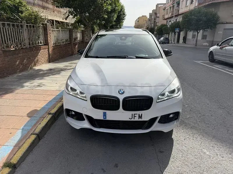 Usado BMW 220 190 CV (139 kW) 2015 Blanco Familiar