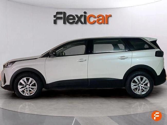 Usado Peugeot 5008 Allure 130 CV (95 kW) 2022 Blanco SUV
