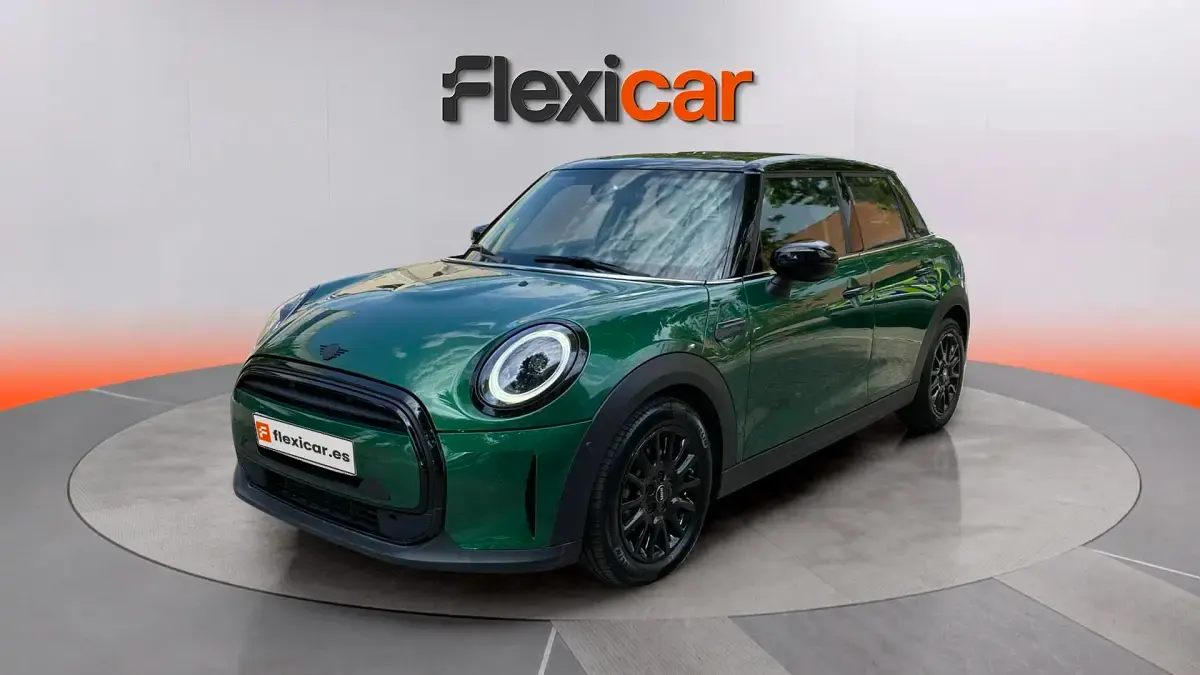 Usado Mini Cooper 136 CV (100 kW) 2022 Verde Utilitario