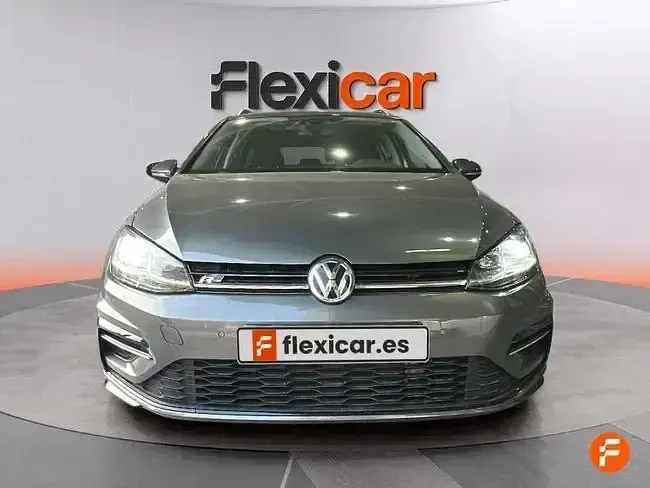 Usado VW Golf VII Sport 150 CV (110 kW) 2019 Gris Familiar