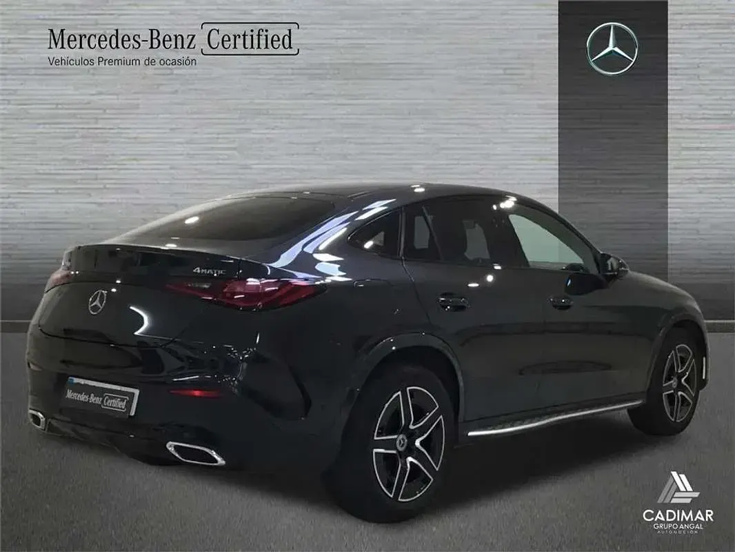 Usado Mercedes GLC250 211 CV (155 kW) 2024 SUV