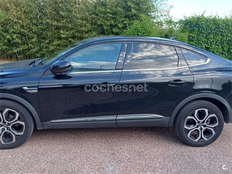 Negro Usado 2023 Renault Arkana Techno SUV | 23.300 € (Buen precio) - Imagen 1/3