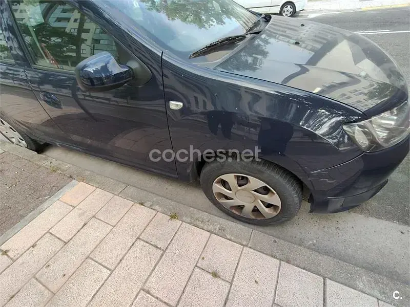 Usado Dacia Sandero Lauréate 90 CV (66 kW) 2014 Negro Berlina