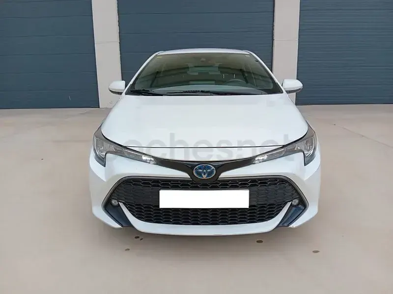 Usado Toyota Corolla Active 122 CV (89 kW) 2020 Blanco Berlina