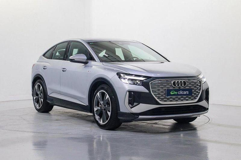 Usado Audi Q4 Sportback e-tron Advanced 150 kW (204 CV) 2023 Gris SUV
