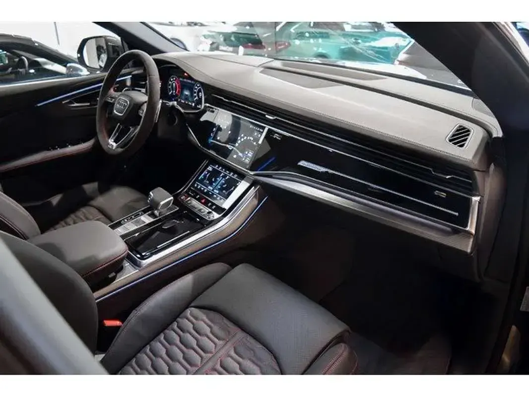 Nuevo Audi Q8 Performance 640 CV (470 kW) 2026 Gris SUV